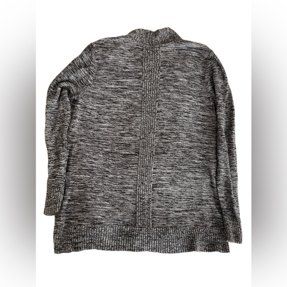 Croft & Barrow Cardigan - Picture 3 of 7